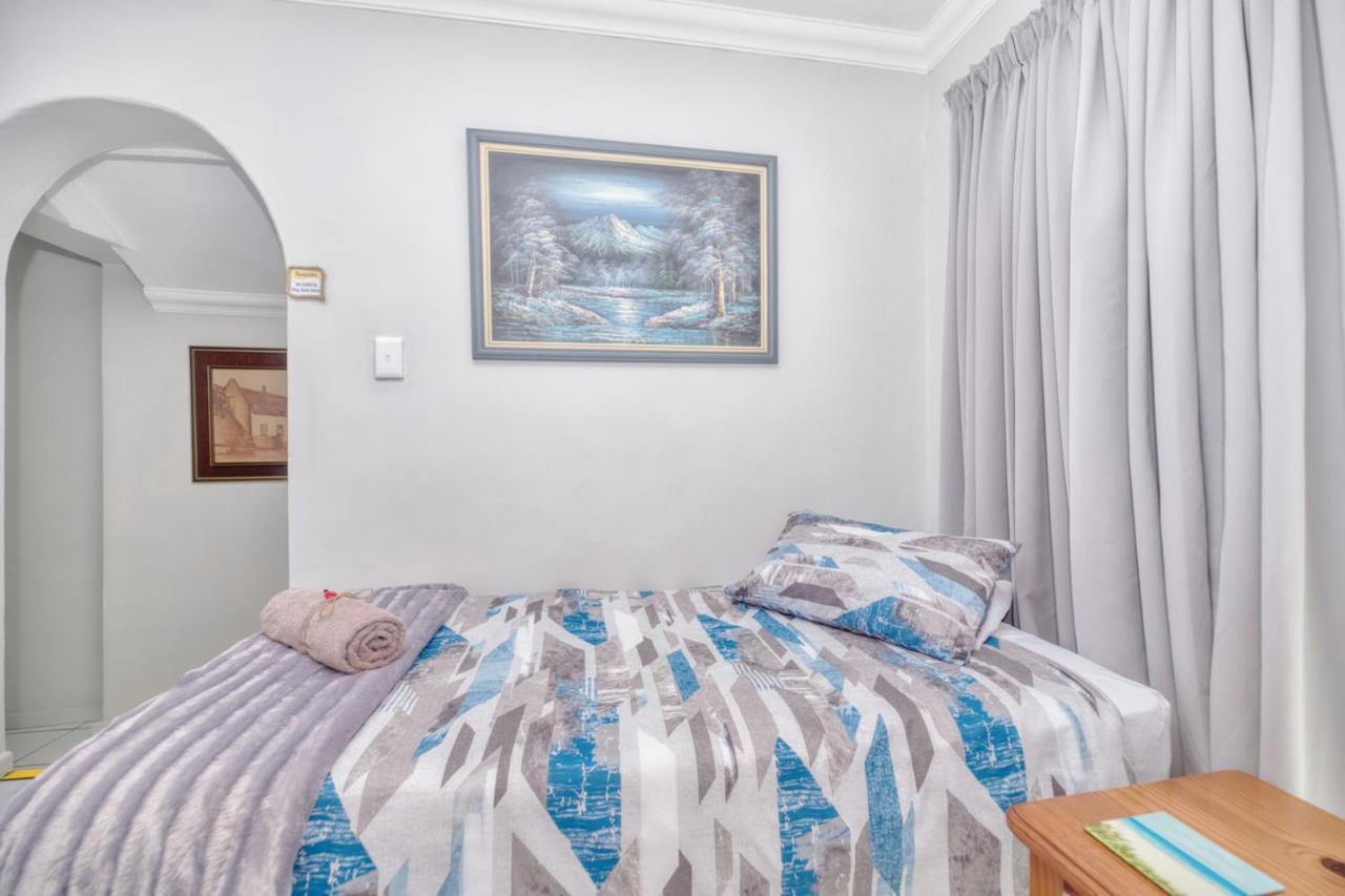 شقة Redsky Self Catering أقولاس المظهر الخارجي الصورة
