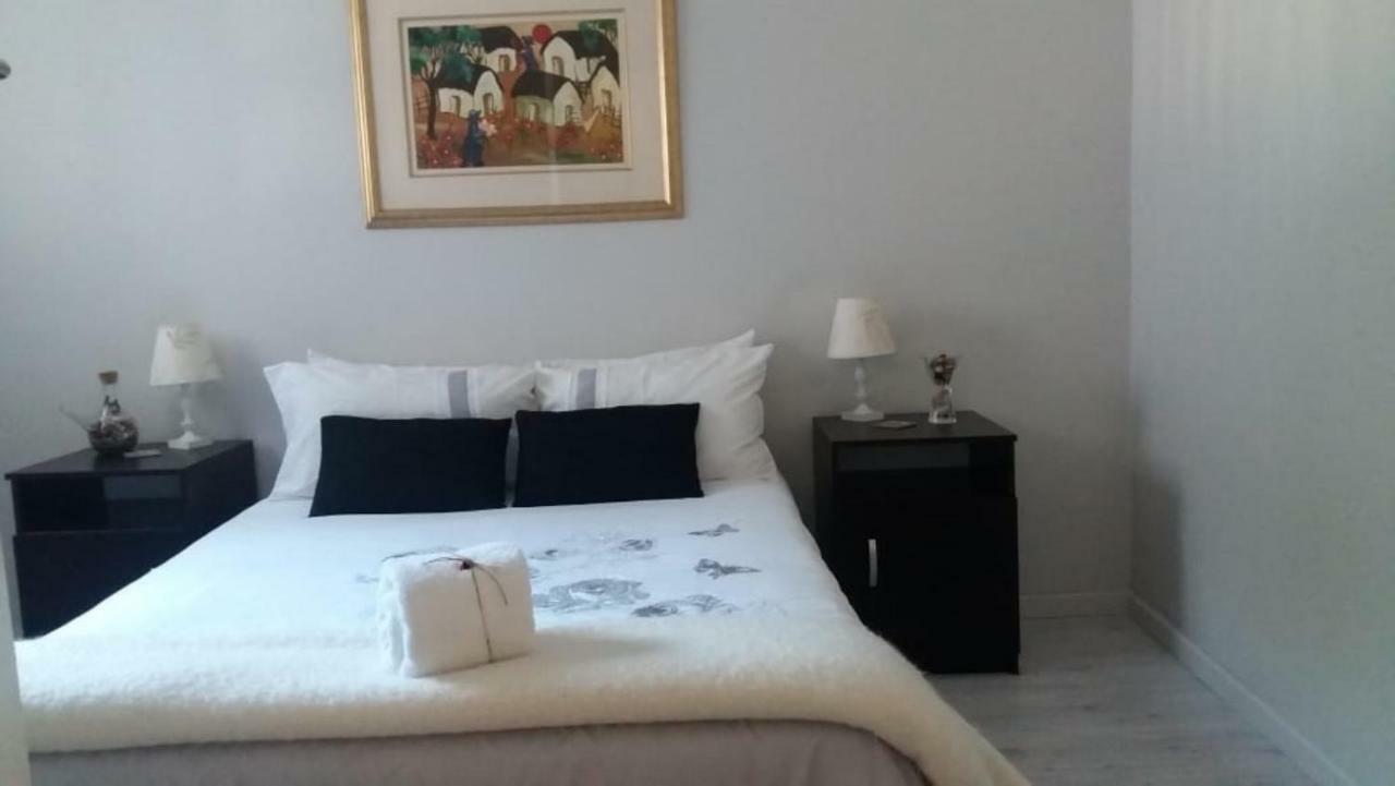 شقة Redsky Self Catering أقولاس المظهر الخارجي الصورة